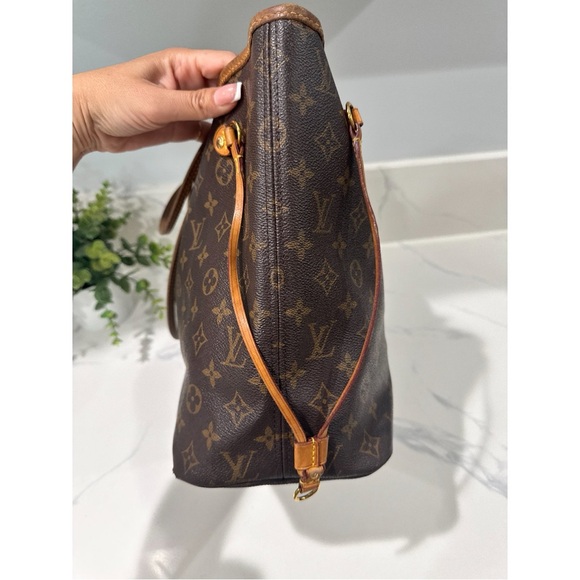 Louis Vuitton Monogram Brown Neverfull MM Tote Bag - Picture 7 of 15